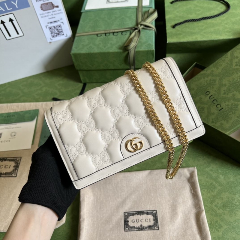 G*u*i wallets & purse